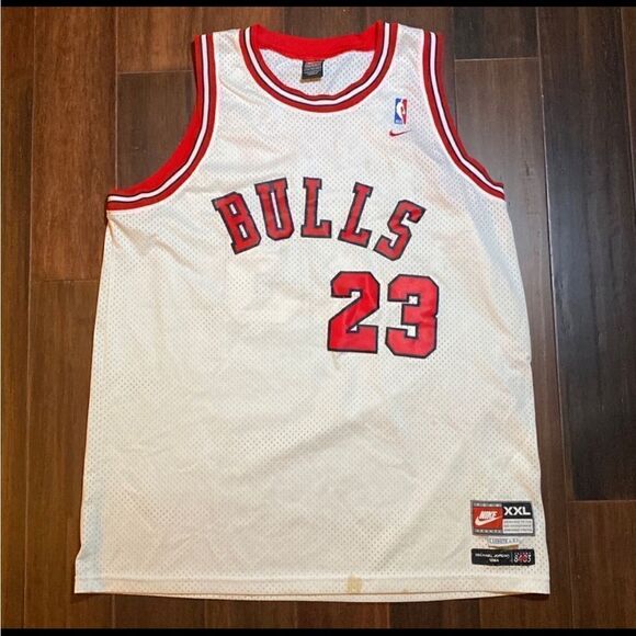Vintage Michael Jordan Chicago Bulls Jersey - Picture 1 of 5